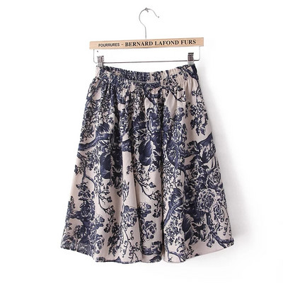 Fusta de dama cu model colorat si talie inalta