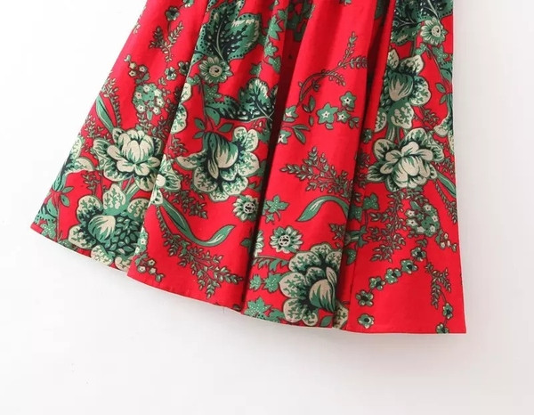 Fusta de dama cu model colorat si talie inalta