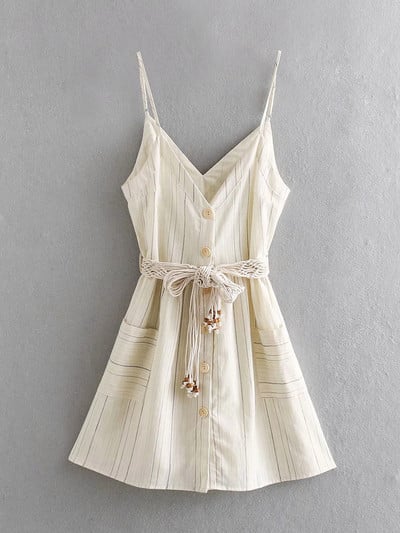 Rochie casual de dama cu bretele subtiri si nasturi in bej