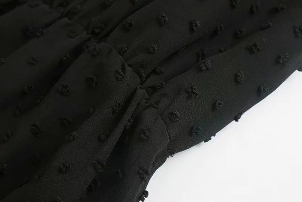 Rochie de dama model nou cu puncte in negru