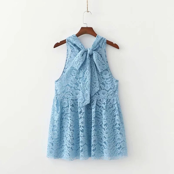 Maieu de dama cu dantela - model lat de culoare albastra