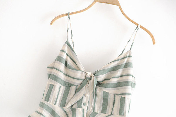 Maieu modern de dama cu bretele subtiri de culoare verde