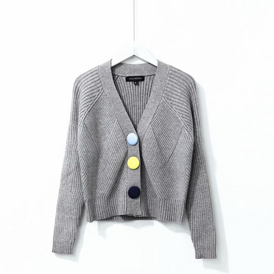 Cardigan de dama din tricotat subtire cu nasturi colorati