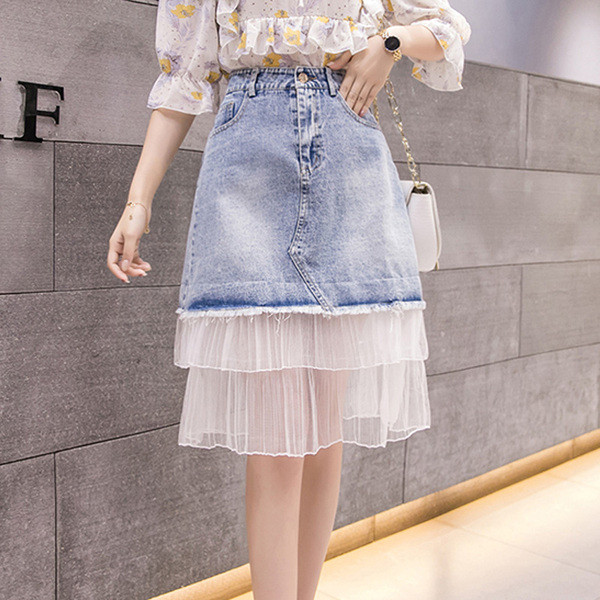 Modern női szoknya kék színben, zsebekkel