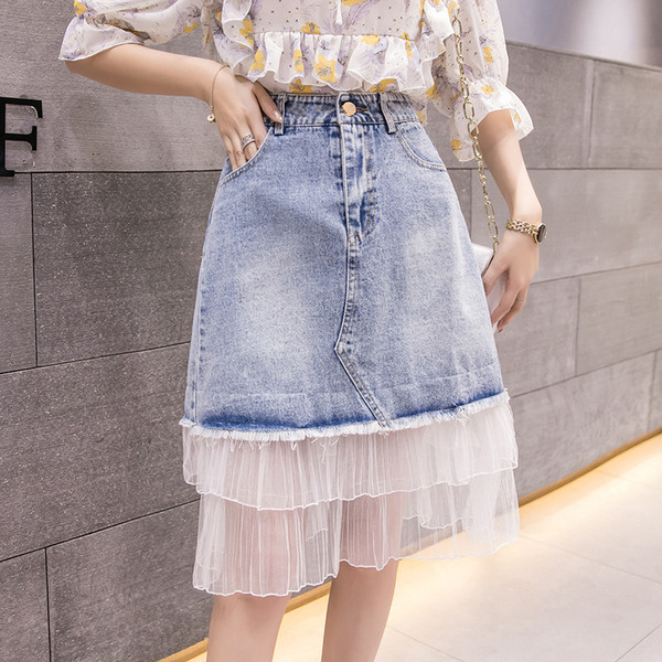 Modern női szoknya kék színben, zsebekkel