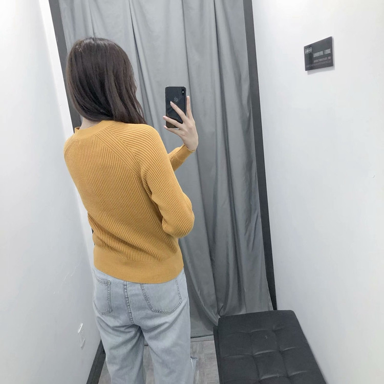 Vesta de dama cu decolteu in V in mai multe culori