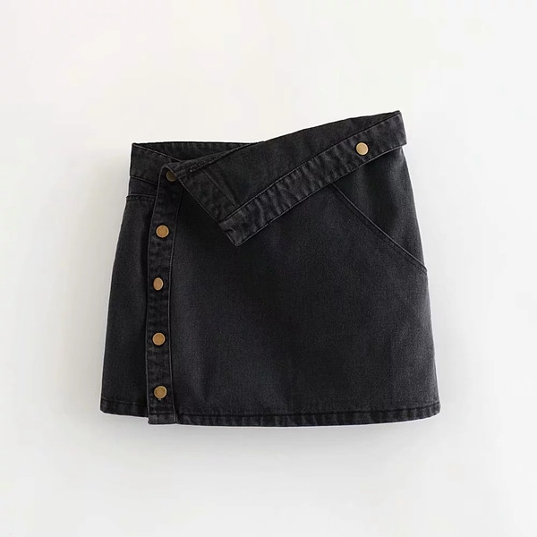 Új modell modern női szoknya fehér és fekete színben