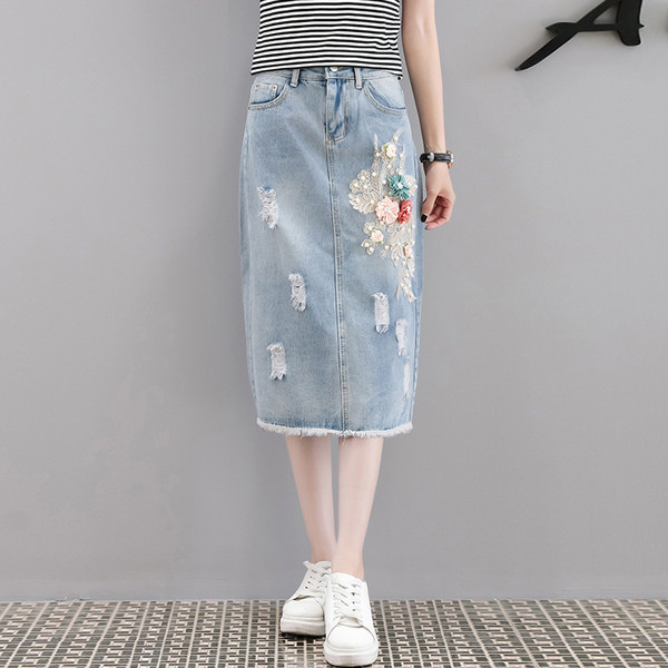 Fusta de dama moderna in albastru cu elemente 3D