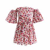 Rochie elegantă de damă, cu umerii goi și model colorat