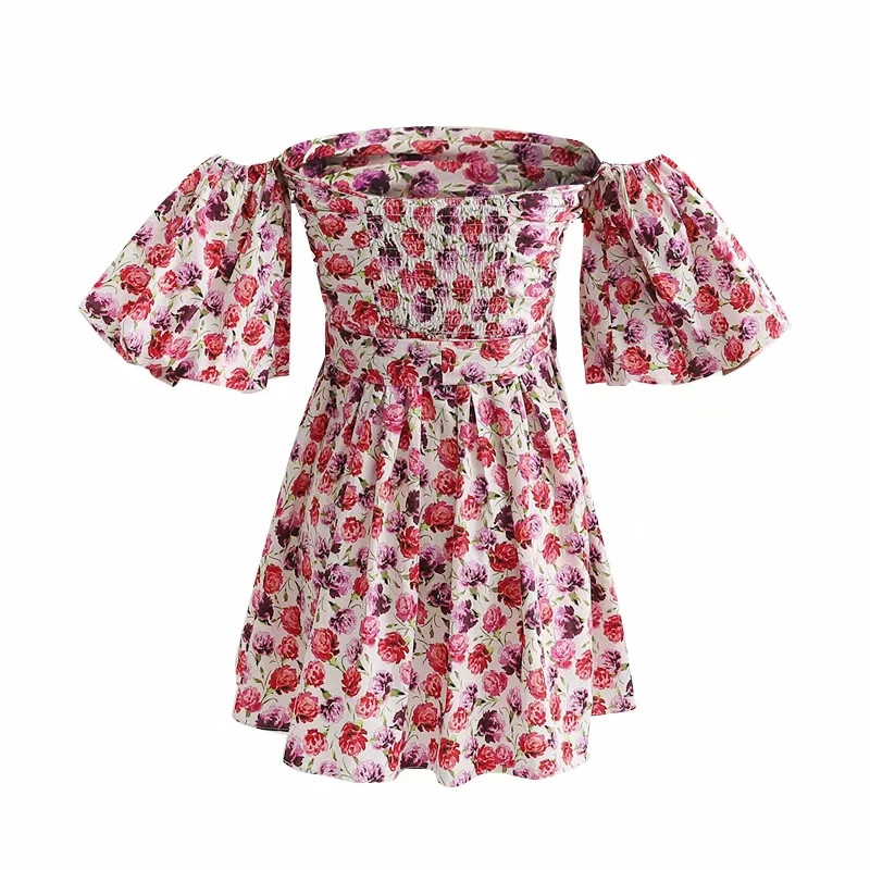 Rochie elegantă de damă, cu umerii goi și model colorat