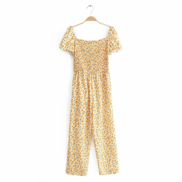 Rövid ujjú, színes mintás női overall