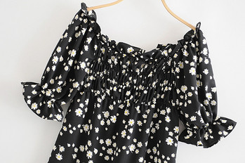 Női rövid ruha csupasz váll és 3/4 ujjú