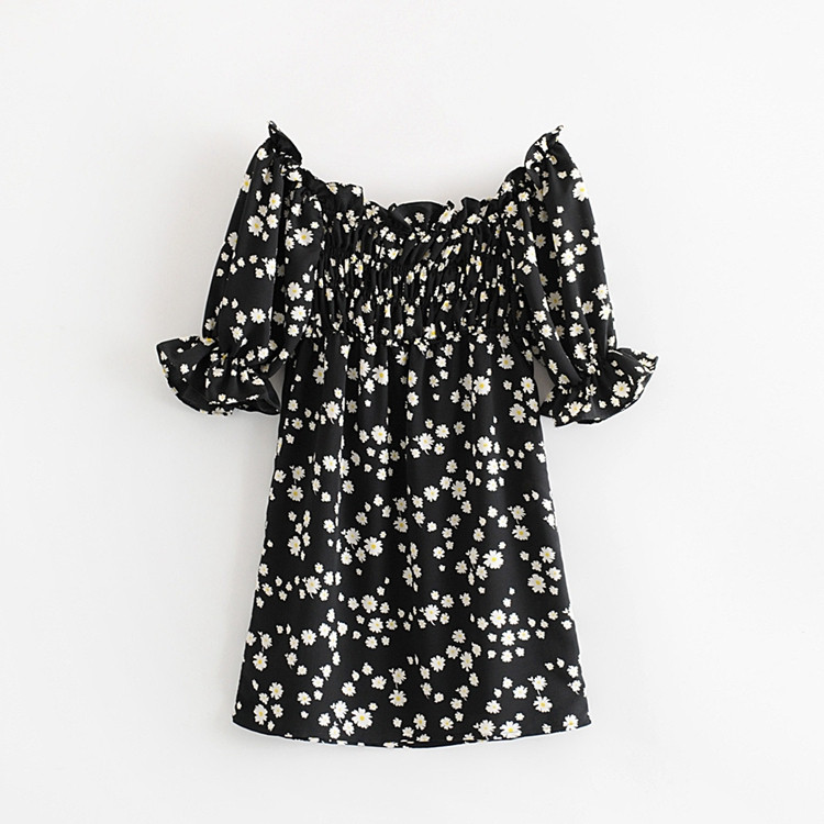 Női rövid ruha csupasz váll és 3/4 ujjú