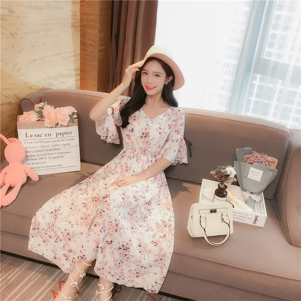 Rochie de dama cu model floral - model croiat