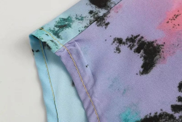 Cămașă de damă cu mâneci lungi și aplicație colorată