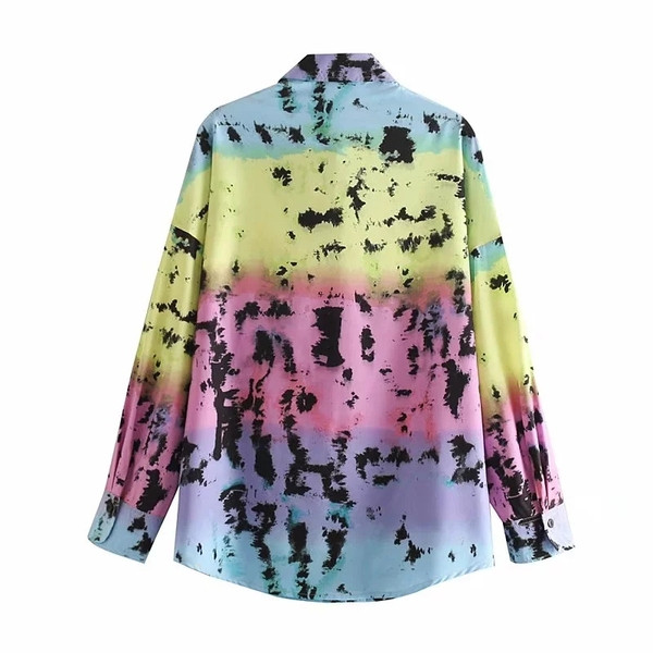 Cămașă de damă cu mâneci lungi și aplicație colorată