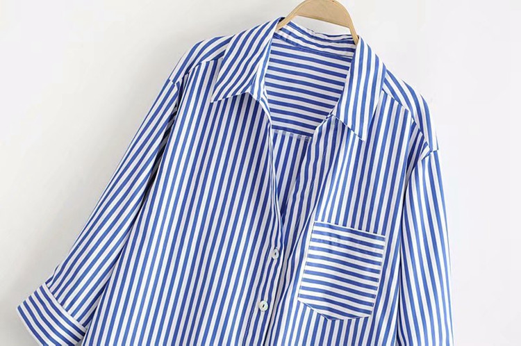 Rochie de dama in dungi cu maneci 7/8 si nasturi