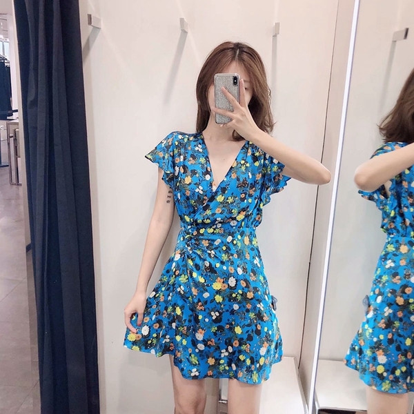 Rochie scurta de dama in albastru cu model colorat