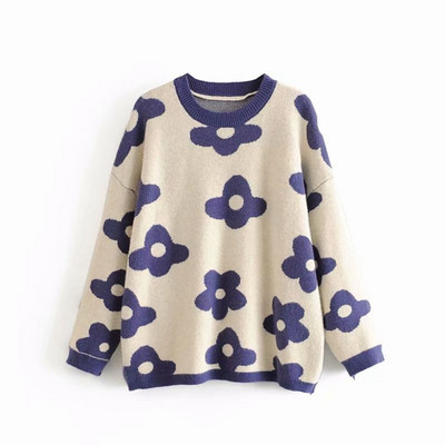 Pulover de dama in trei culori cu aplicatie - floare