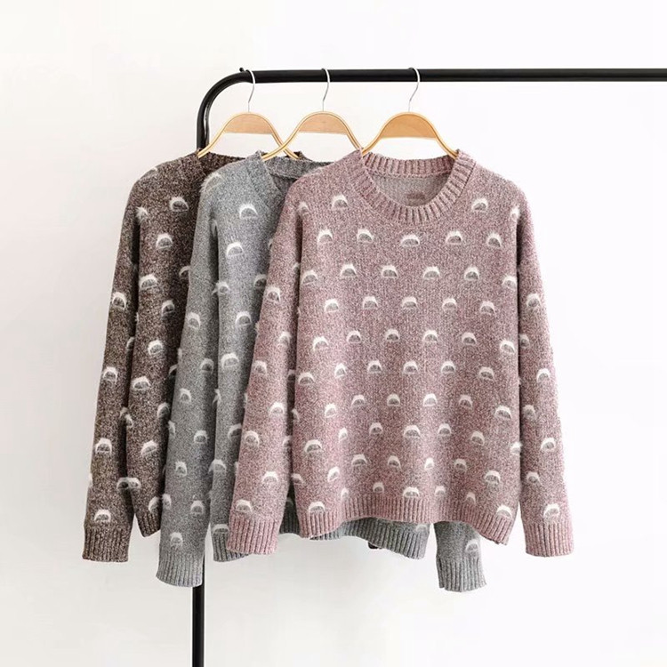 Női pulóver ovális nyakkivágással, három színben