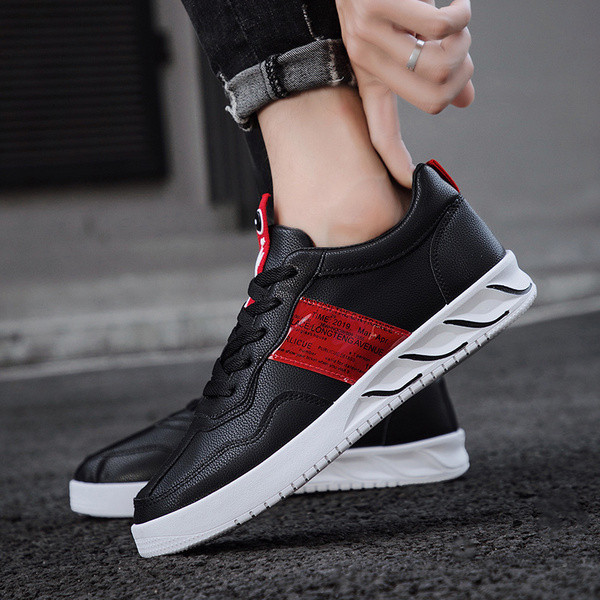 Cizme de bărbați actuale în trei culori cu inscripții