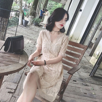 Rochie de damă modernă decupată cu decolteu în V