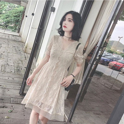 Rochie de damă modernă decupată cu decolteu în V