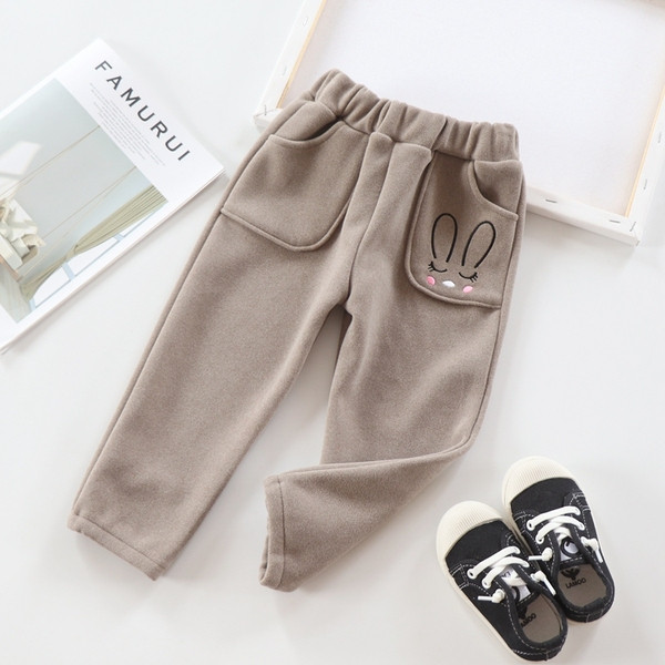 Model nou de pantaloni copii cu buzunare pentru fete