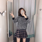 Női széles pulóver 7/8 ujjal