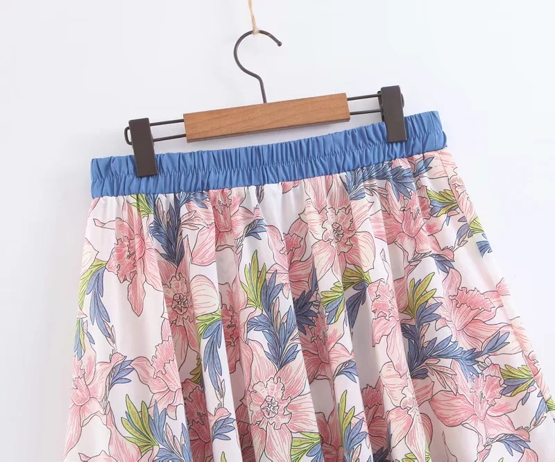 Fusta de dama cu model floral si talie elastica