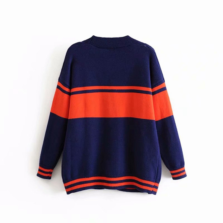 Cardigan dama cu nasturi si decolteu in V