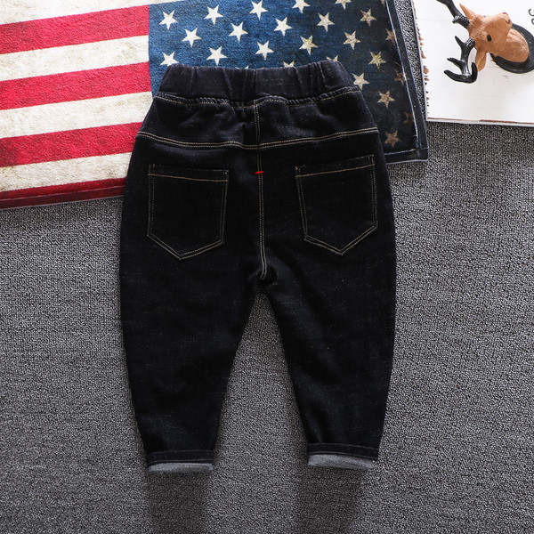 Modern gyerekfarmer kék és fekete mintával