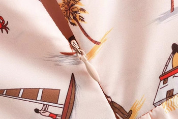 Női ruha vékony pántokkal, színes mintával