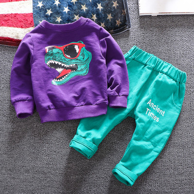 Gyerekkészlet fiú nadrághoz + blúzhoz sárga és lila színben