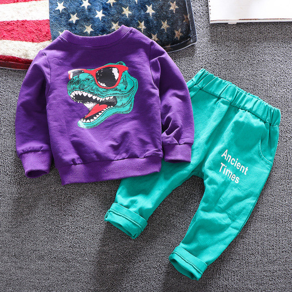 Gyerekkészlet fiú nadrághoz + blúzhoz sárga és lila színben