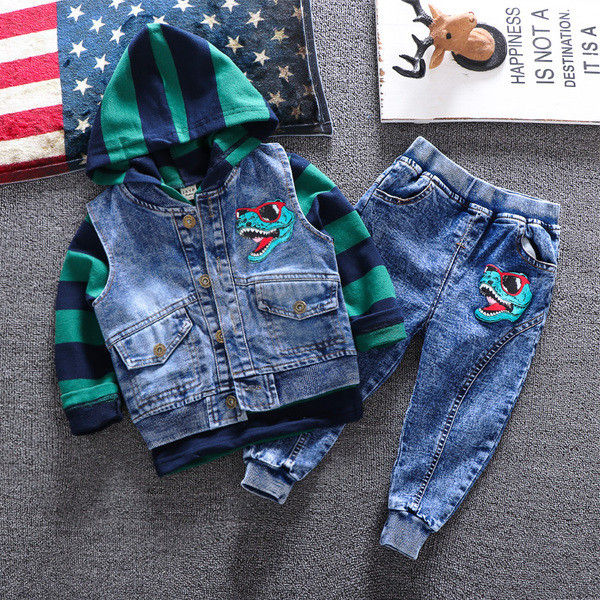 Set modern pentru copii pentru baieti in culoare albastra in trei parti