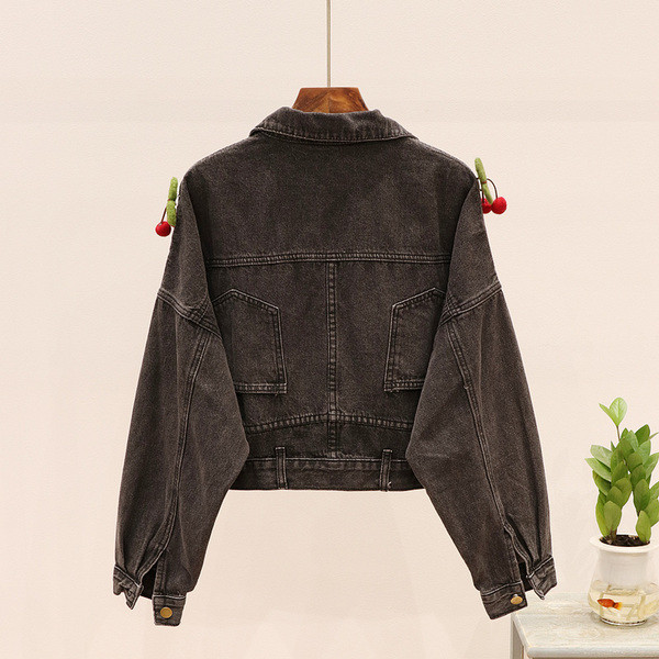 Нов модел дамско дънково яке с 3D елементи в черен цвят