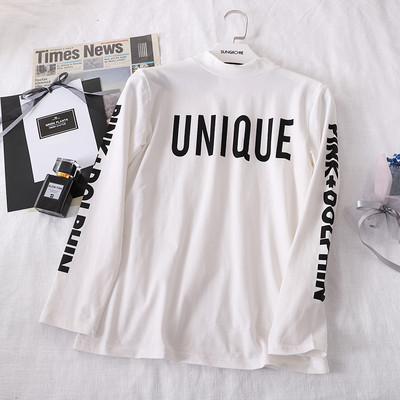 Bluză de damă actuală în trei culori cu inscripție