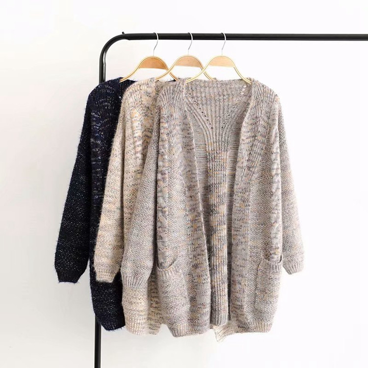 Hosszú, zsebes női kardigán