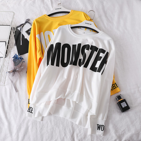 Bluză de damă în galben și alb cu inscripție