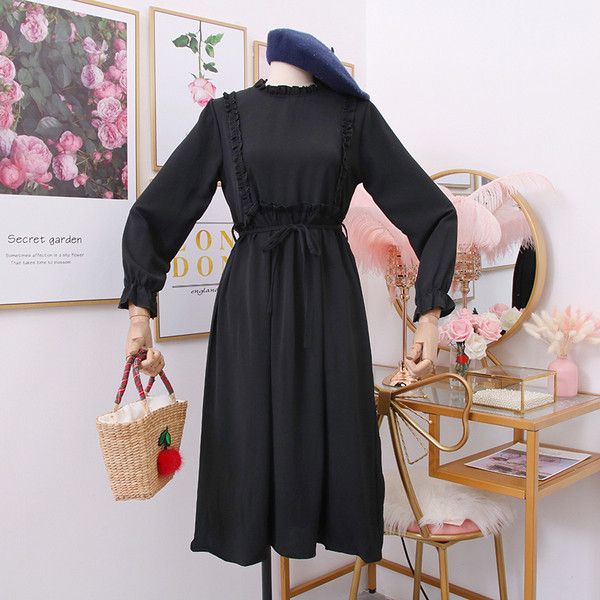 Rochie moderna de dama cu maneci lungi si curea in rosu, roz si negru