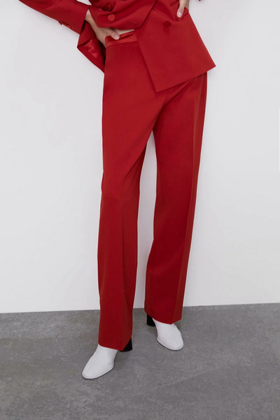 Дамски елегантен панталон в червен цвят