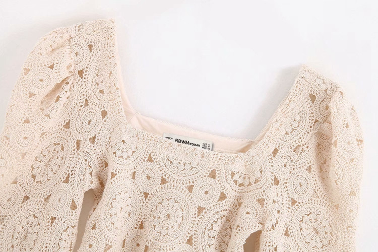 Női rövid csipkeblúz, hosszú ujjal