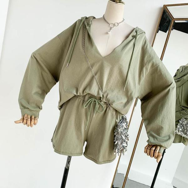 Set zilnic pentru femei din două părți în negru, alb și verde