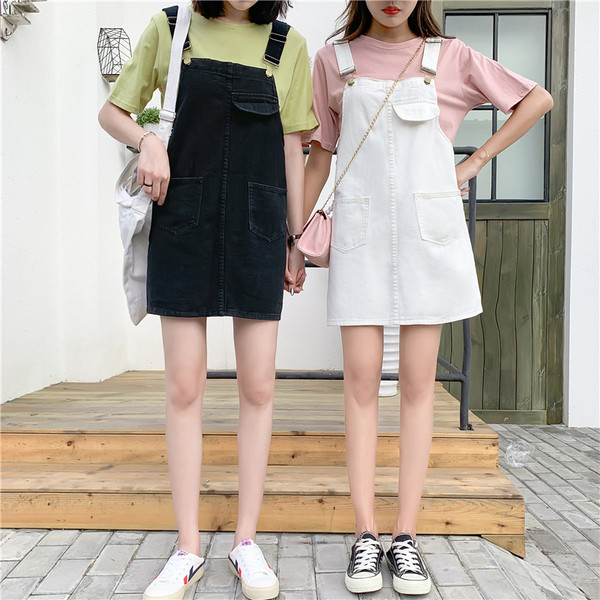 Rochie modernă de damă din denim în alb și negru