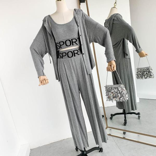 Három részből álló, sport-alkalmi női szett fekete-szürke felirattal