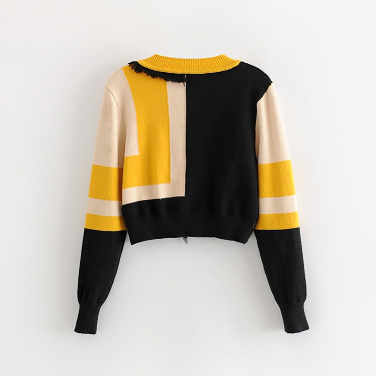 Cardigan scurt de dama modern cu nasturi