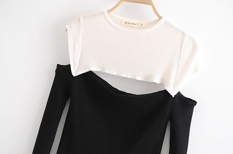 Rövid női blúz ovális nyakkivágással és hosszú ujjal