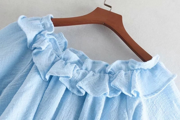 Maieu de dama - model larg in culoarea albastra