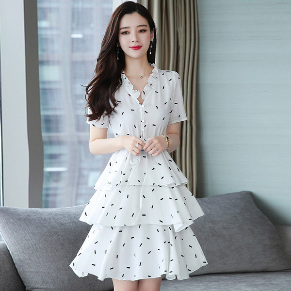 Rochie moderna de dama in alb cu maneci scurte